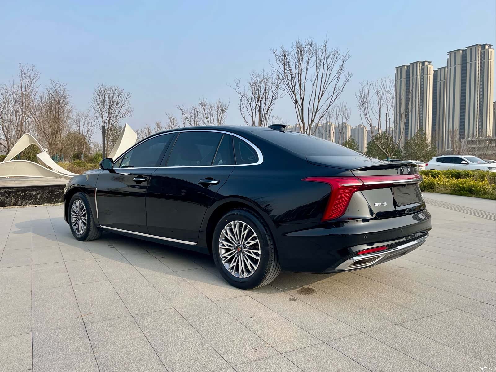 Hongqi H5, 2024 19