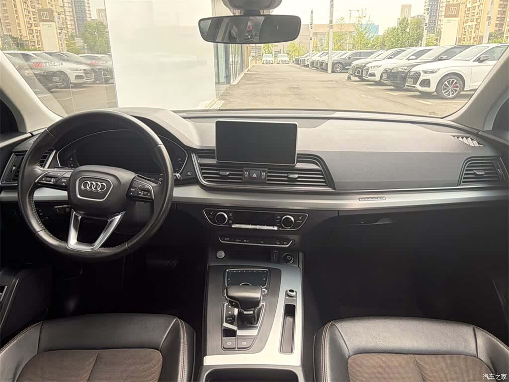 Audi Q5L, 2018 6