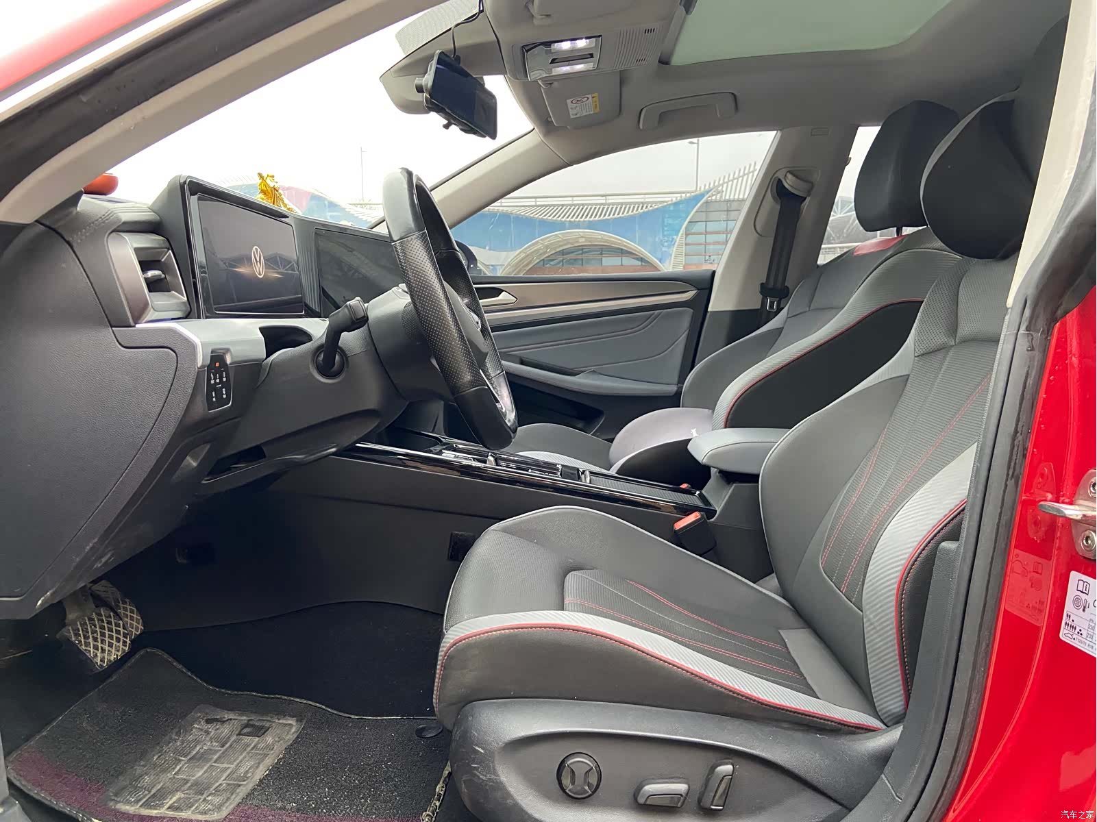 Volkswagen Lamando, 2022 все фото