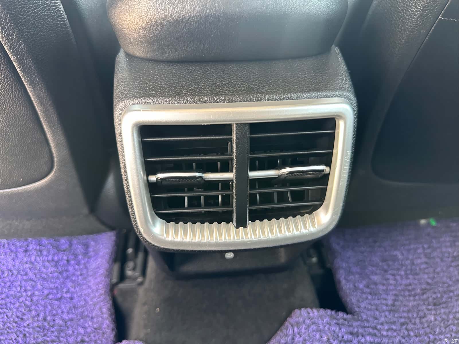 Kia K5, 2020 10