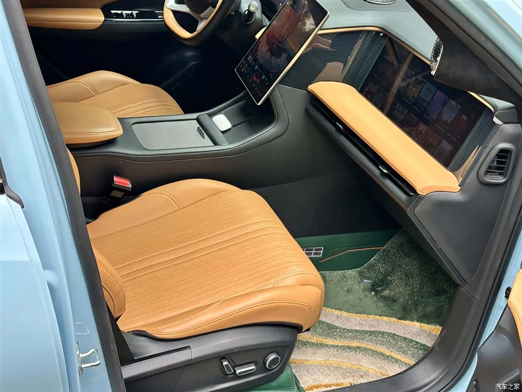 Geely Galaxy L7, 2023 14