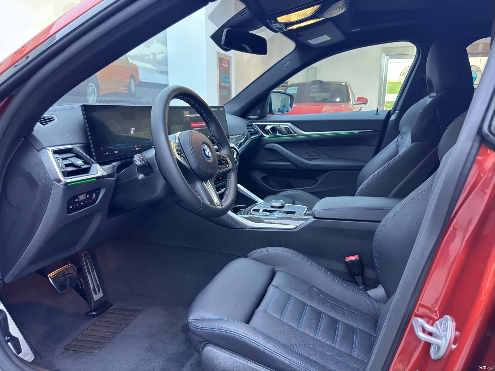 BMW i4, 2025 11