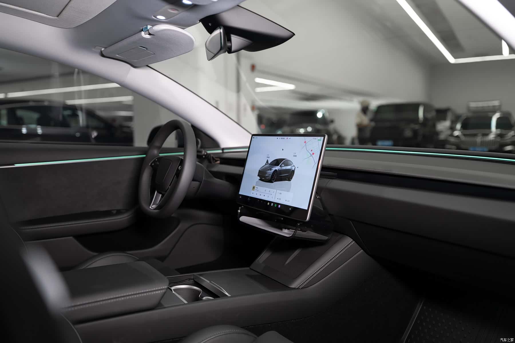 Tesla Model 3, 2025 14