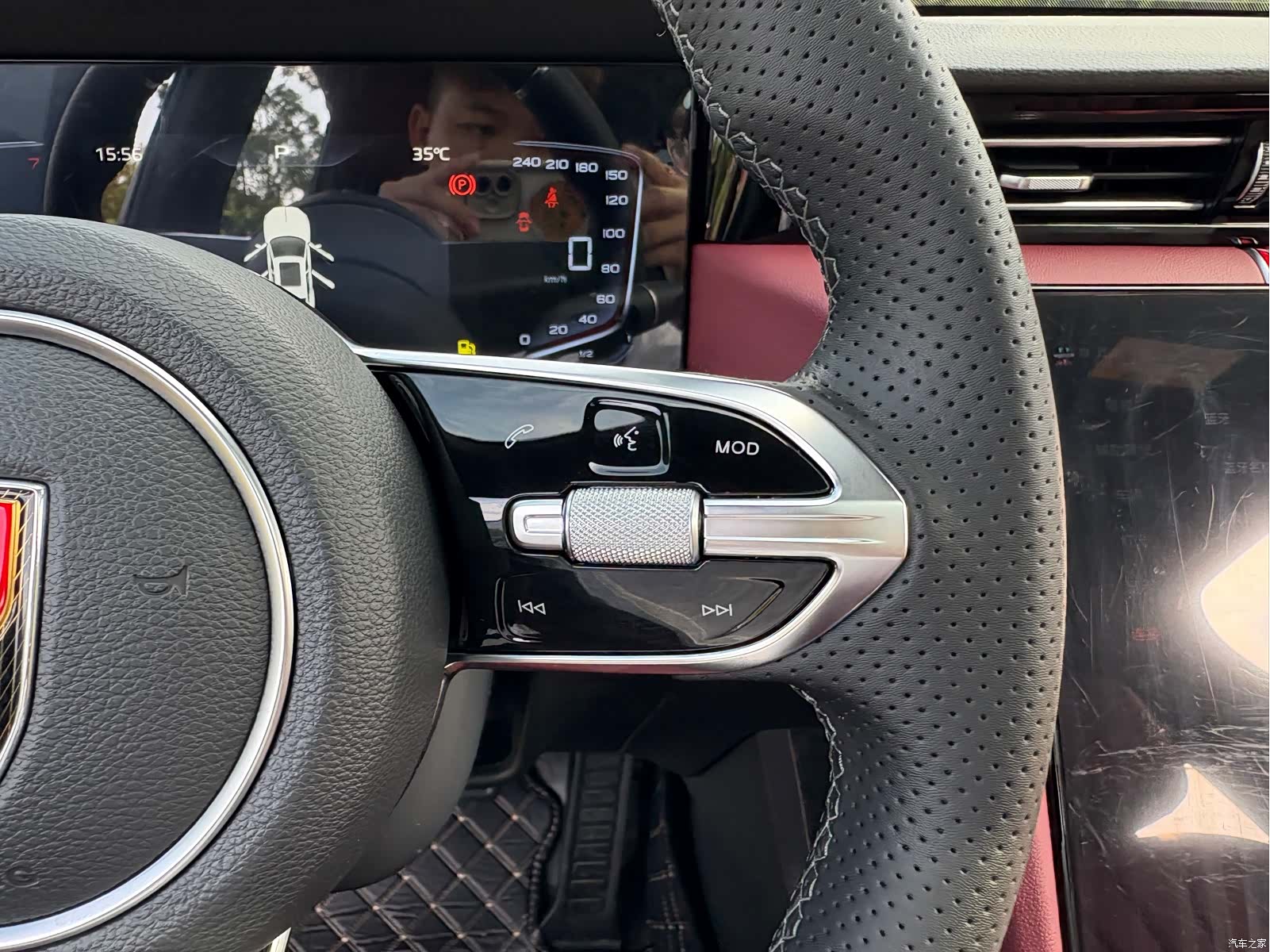Hongqi H5, 2025 22