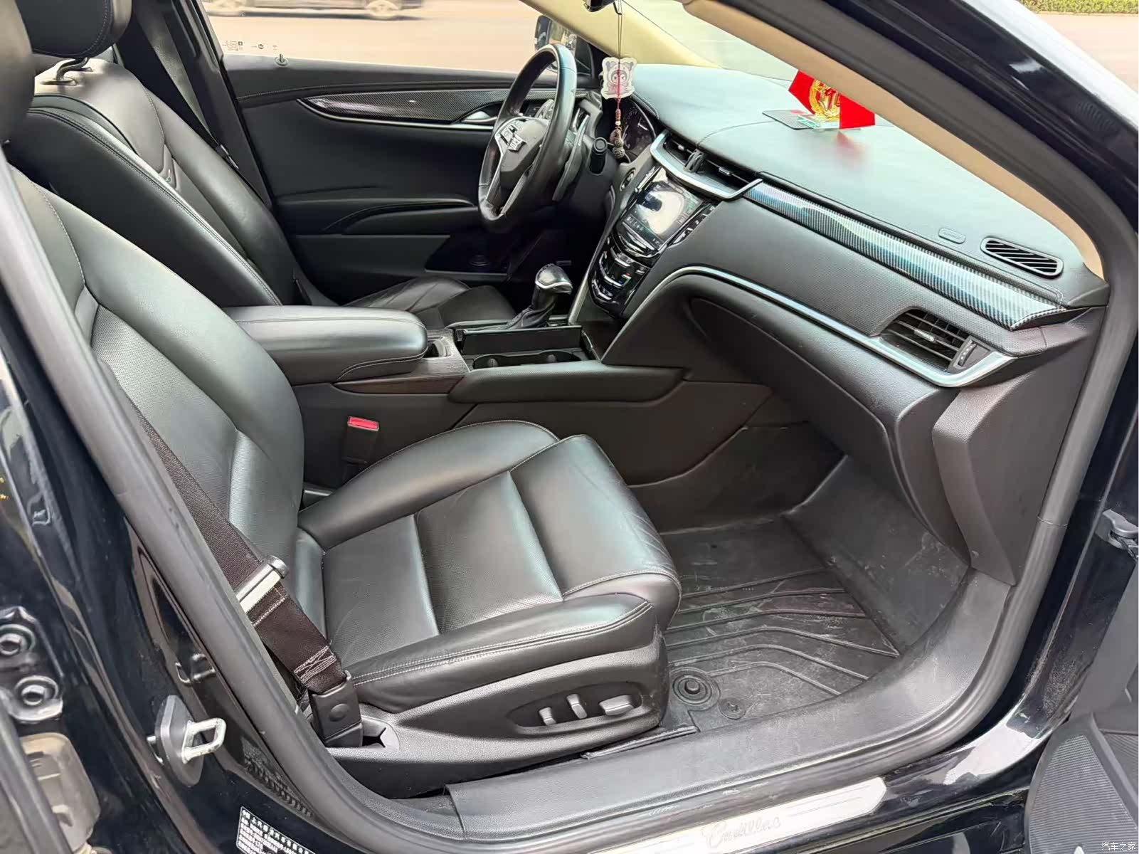 Cadillac XTS, 2018 11