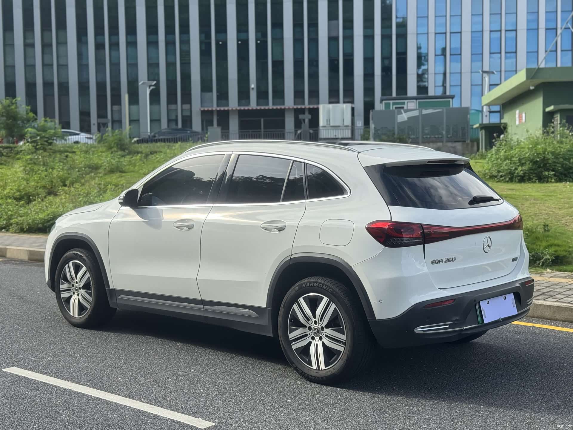 Mercedes-Benz EQA, 2023 12