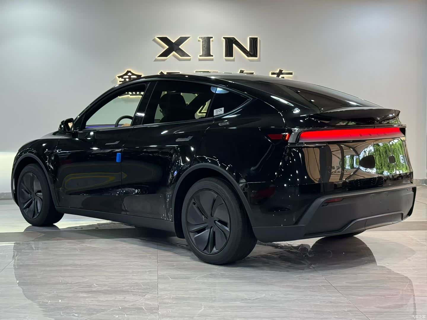 Tesla Model Y, 2026 3