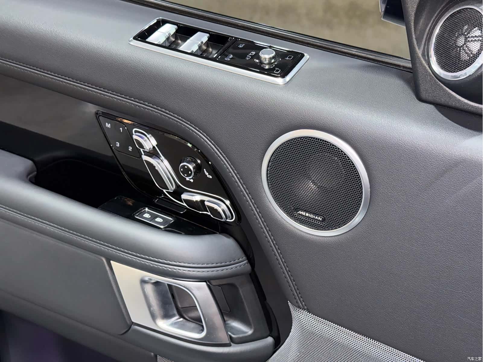 Land Rover Range Rover, 2022 10