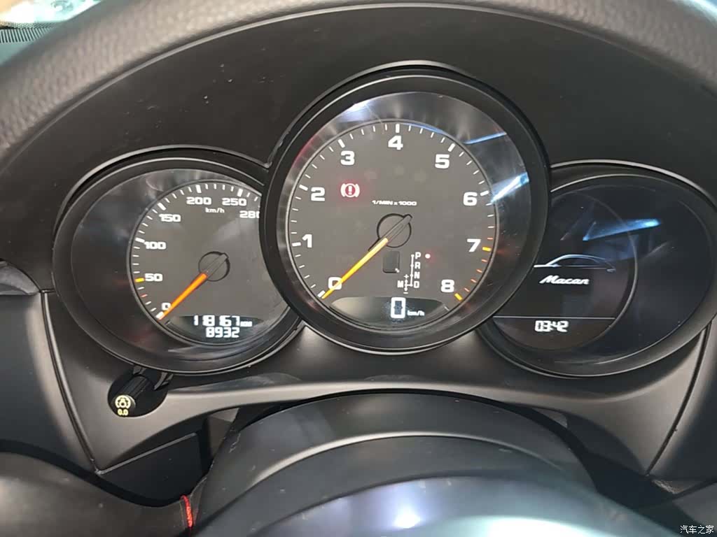Porsche Macan, 2018 12