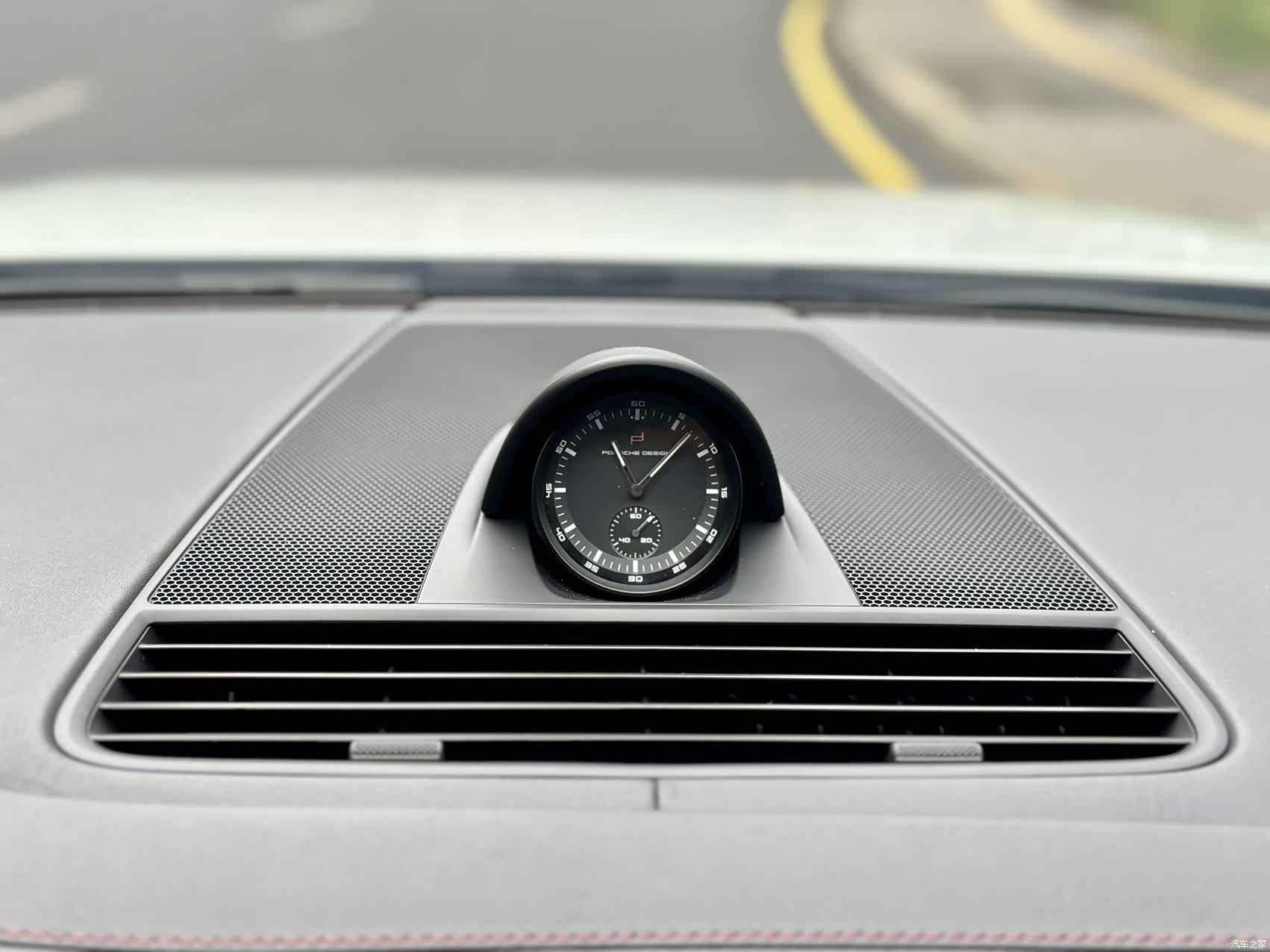 Porsche Panamera, 2023 16