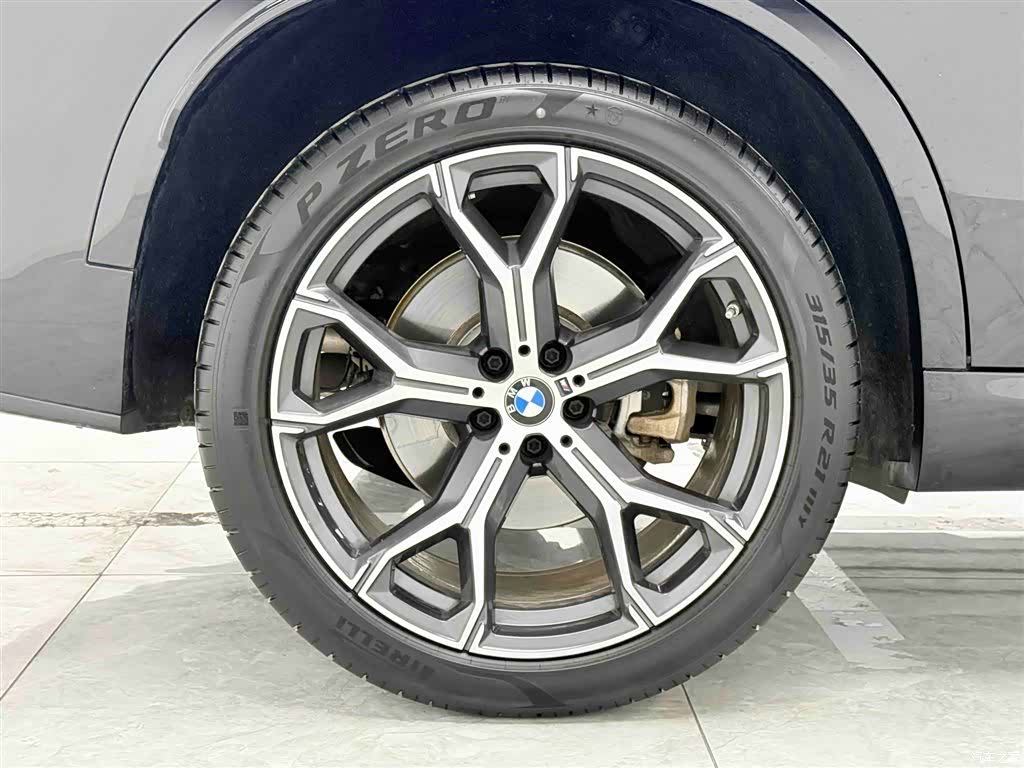 BMW X5, 2022 9
