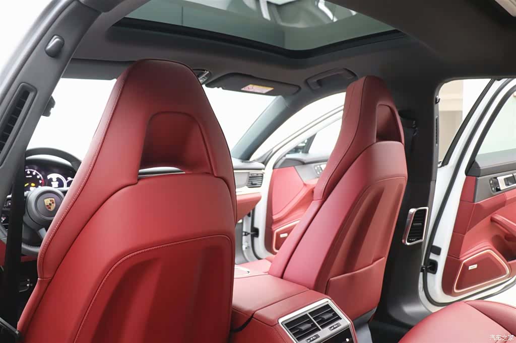 Porsche Panamera, 2023 24