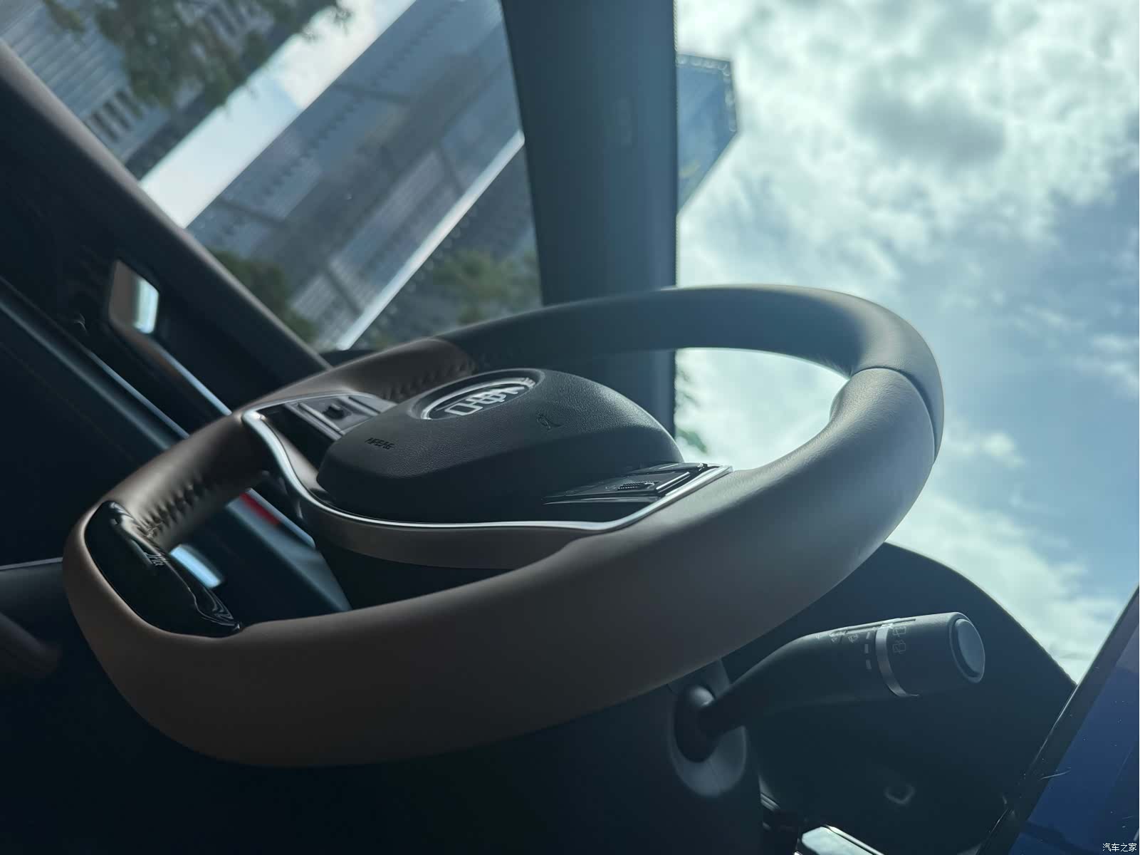 BYD Tang, 2022 28