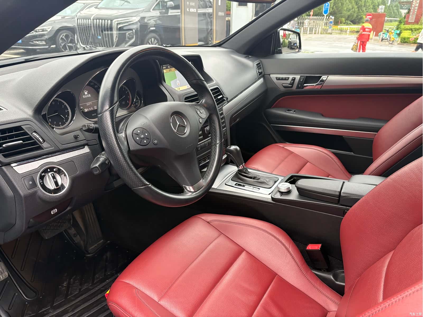 Mercedes-Benz E-Class, 2010 7