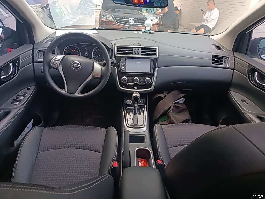 Nissan Tiida, 2016 10