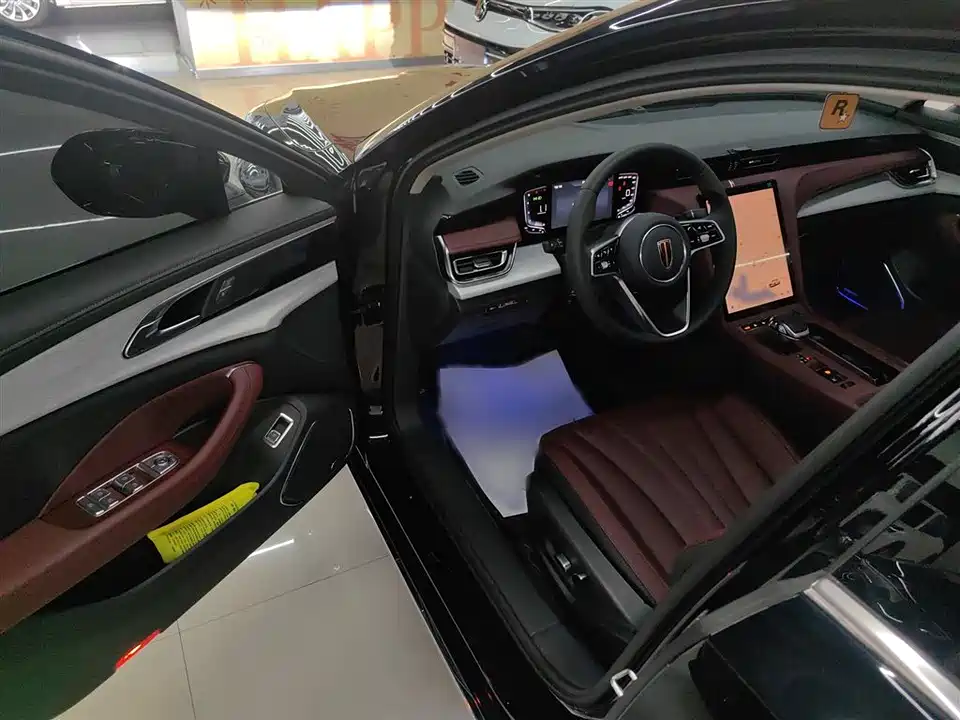 Hongqi H5