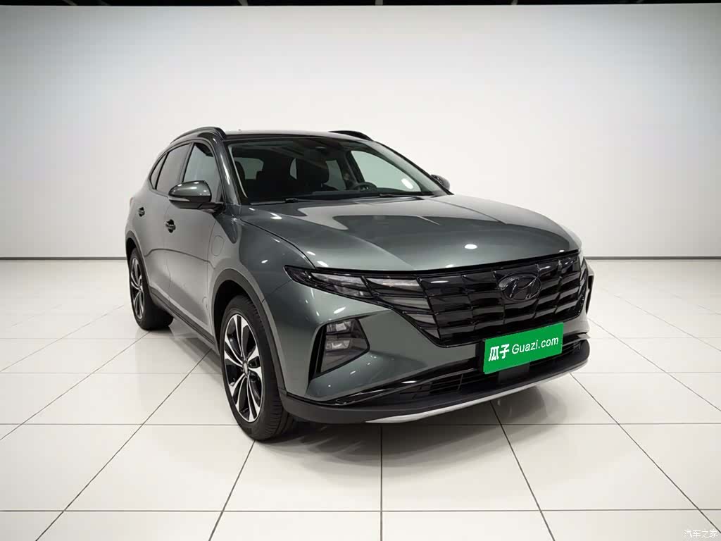 Hyundai Tucson L, 2022 3