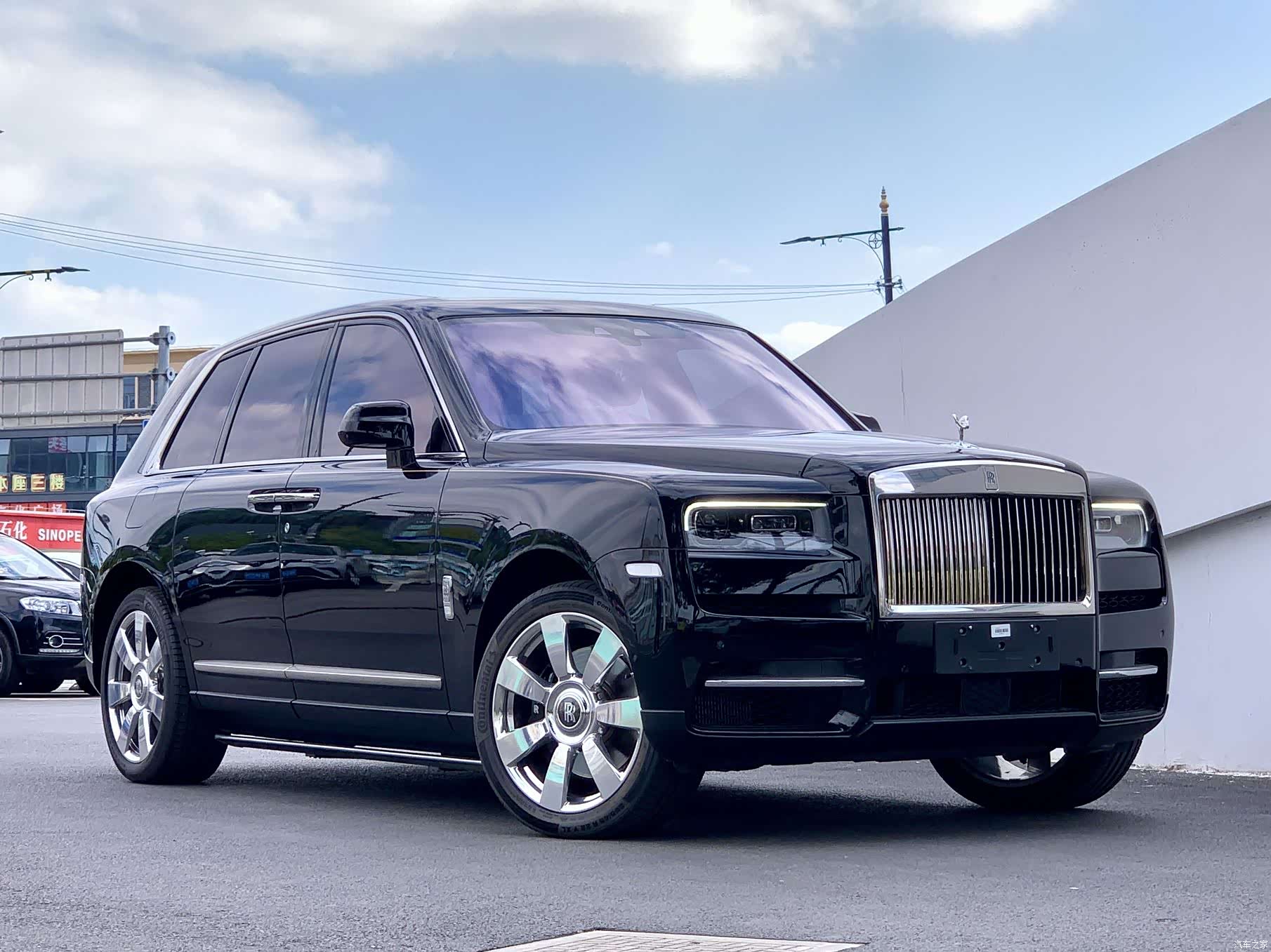 Rolls-Royce Cullinan, 2022 2