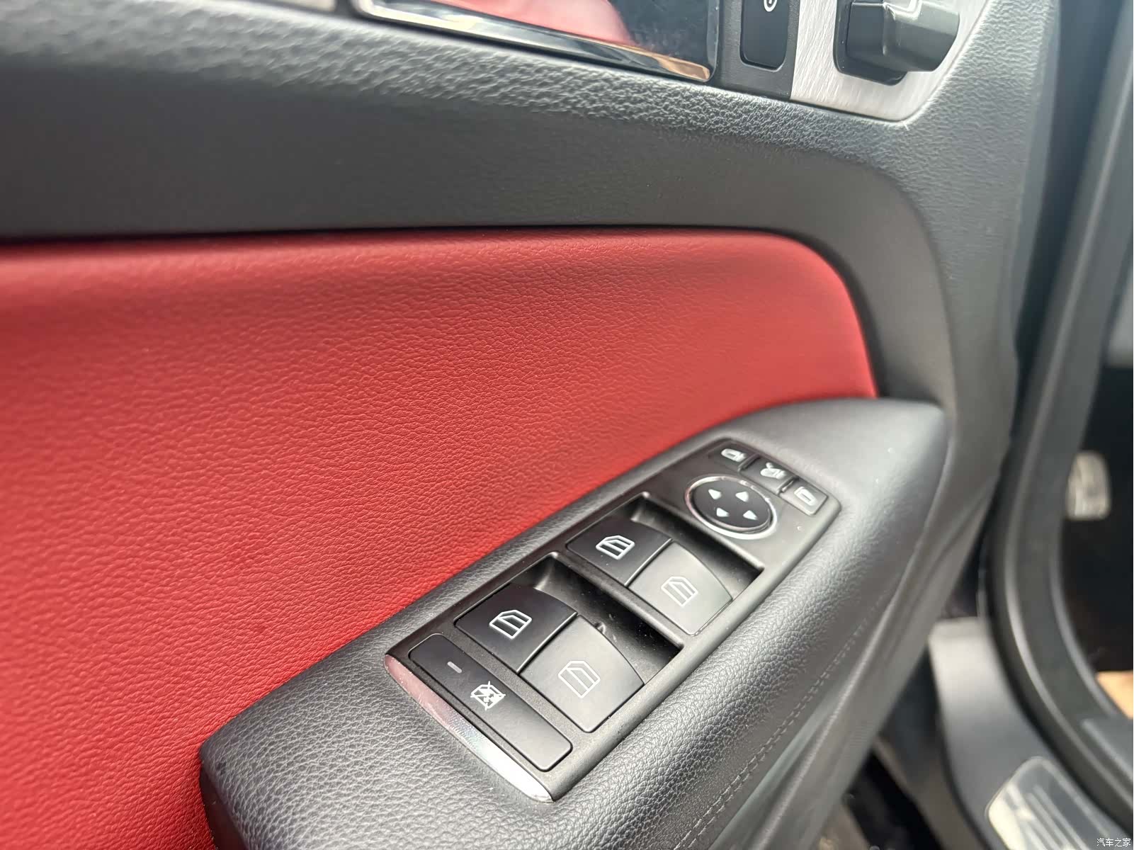Mercedes-Benz E-Class, 2010 10