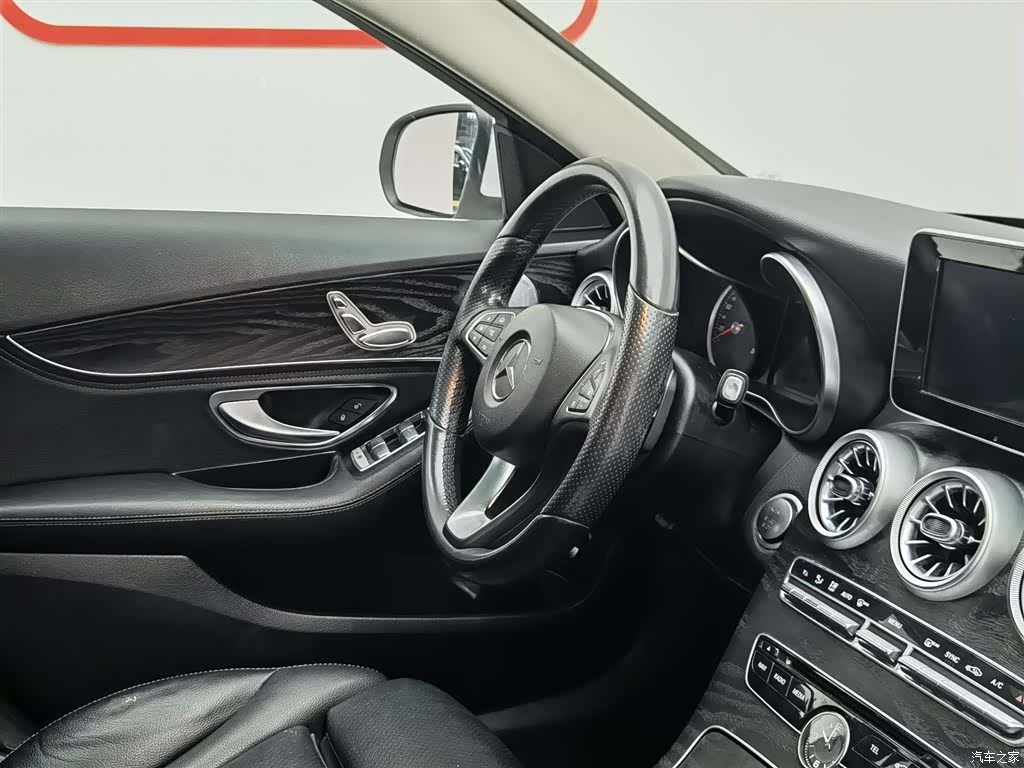 Mercedes-Benz C-Class, 2016 22