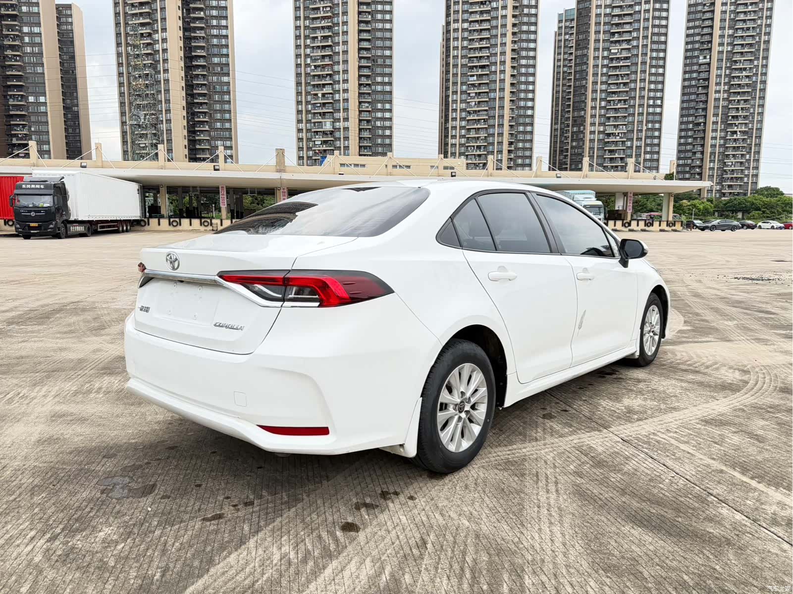 Toyota Corolla, 2023 4