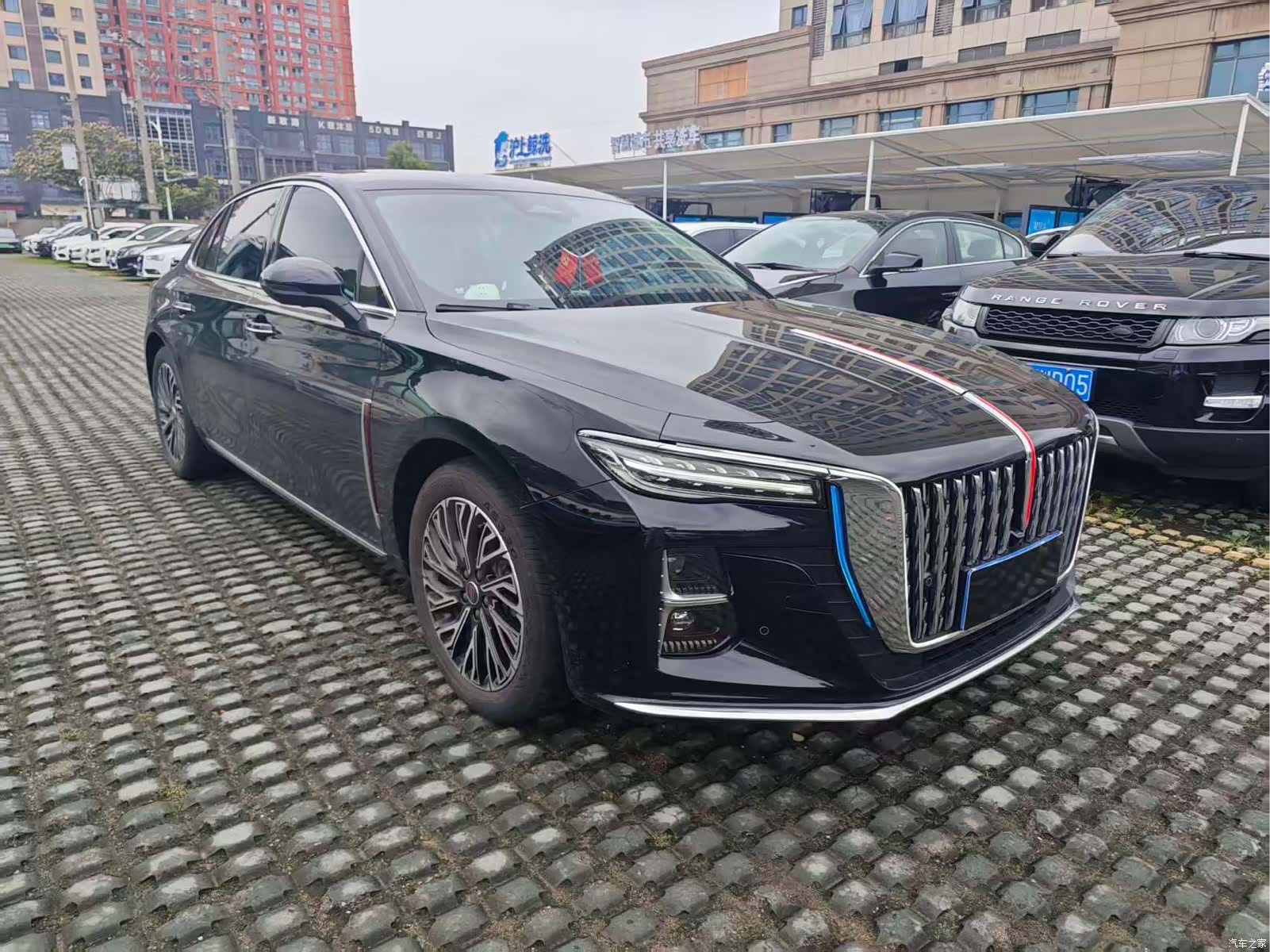 Hongqi H5, 2025 3
