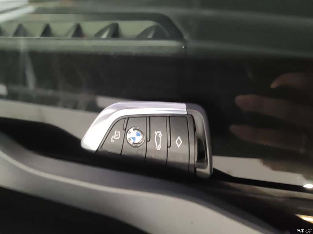 BMW i3, 2024 9
