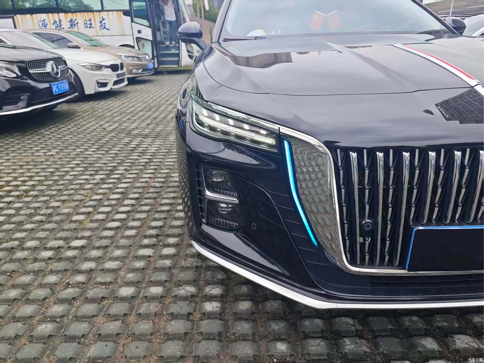 Hongqi H5, 2025 4