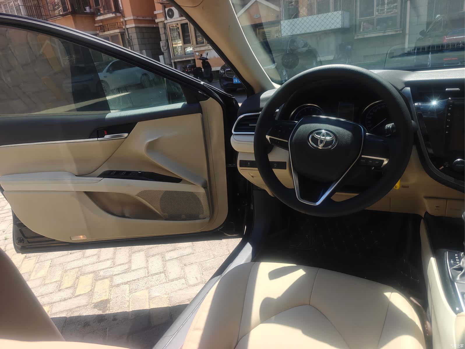 Toyota Camry, 2020 11
