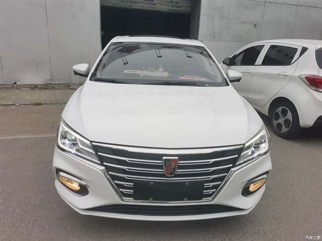 Roewe i5, 2021 3