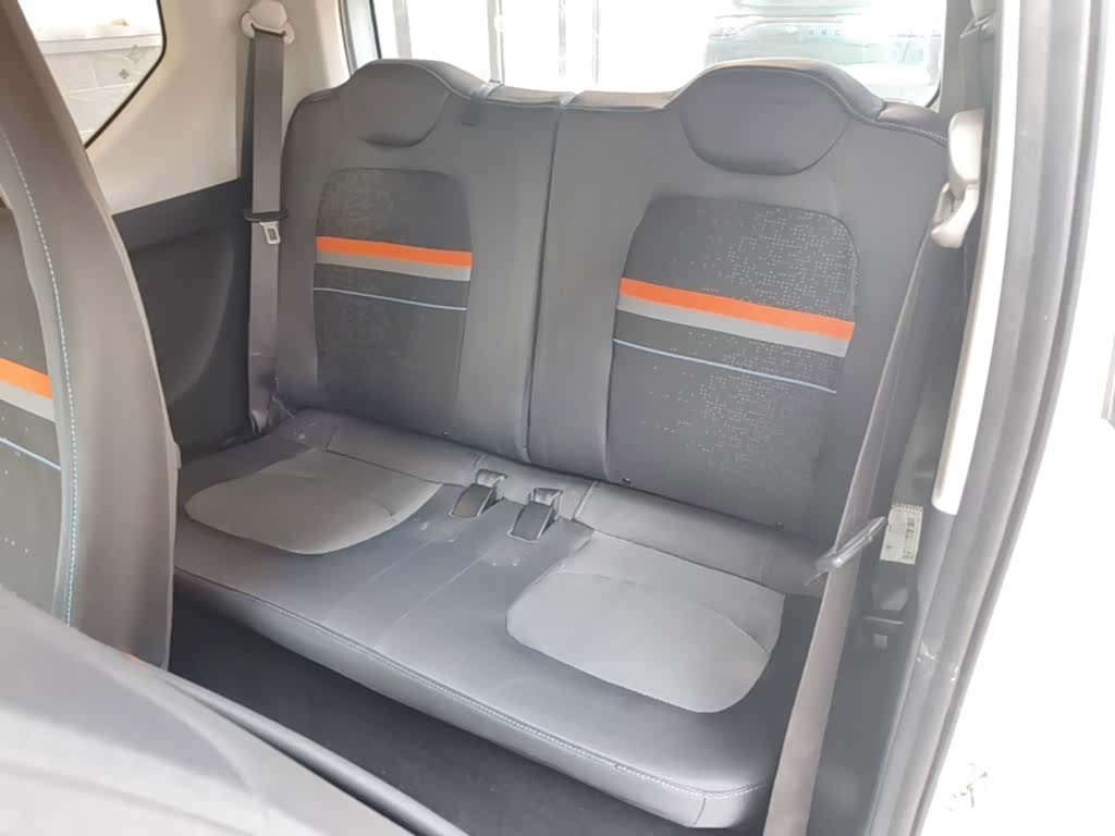 Wuling MINIEV, 2021 17