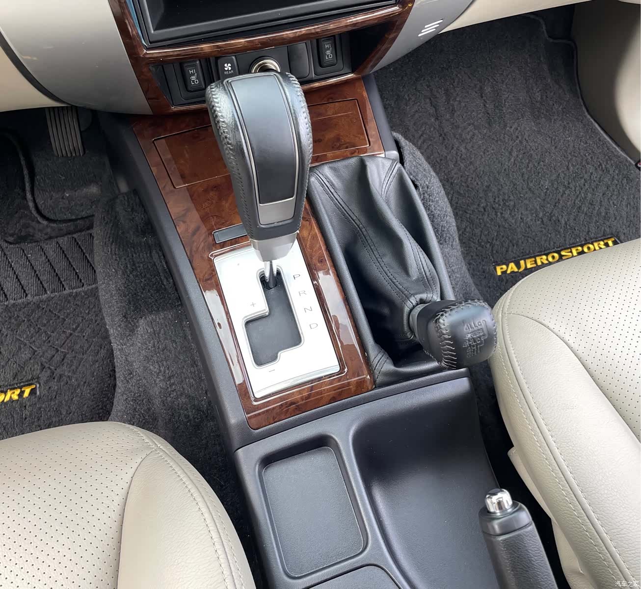 Mitsubishi Pajero, 2015 13