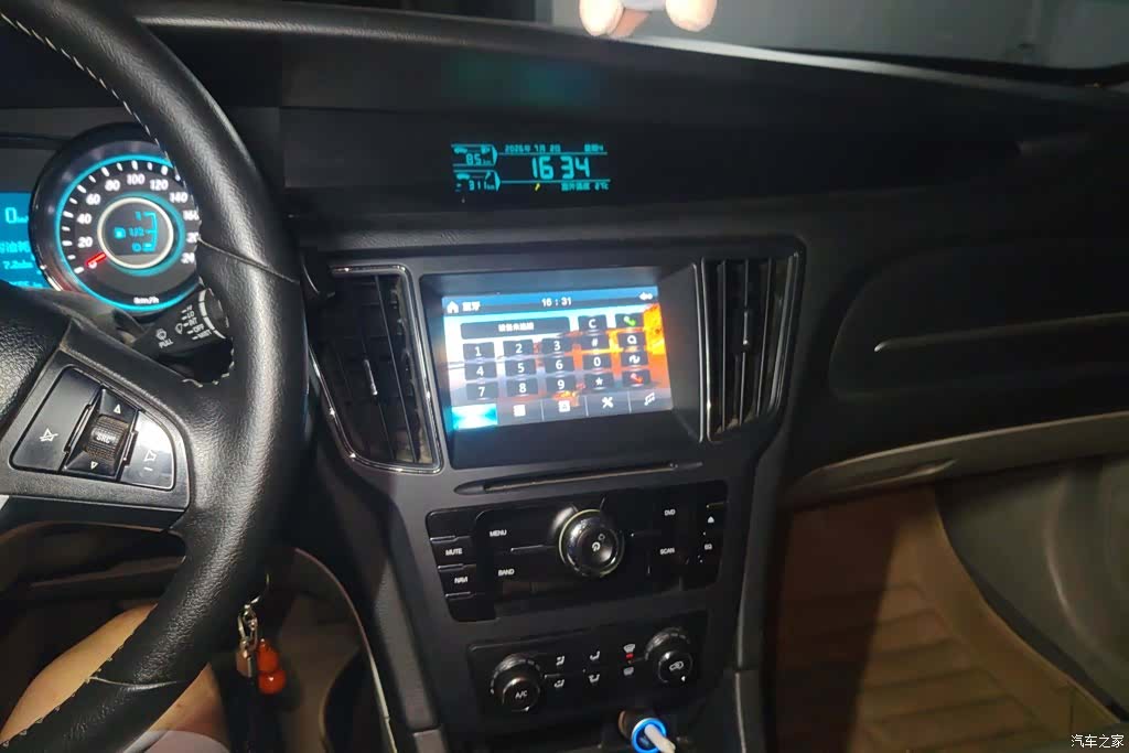 BAIC D50, 2015 13