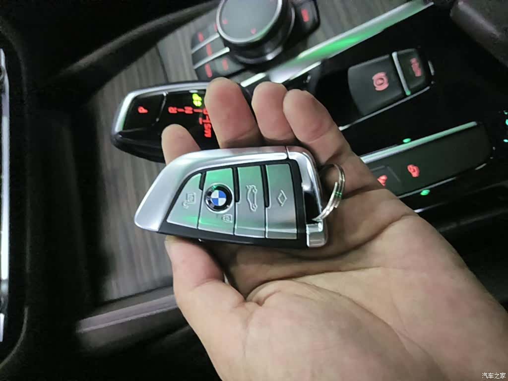 BMW 5 Series, 2020 9