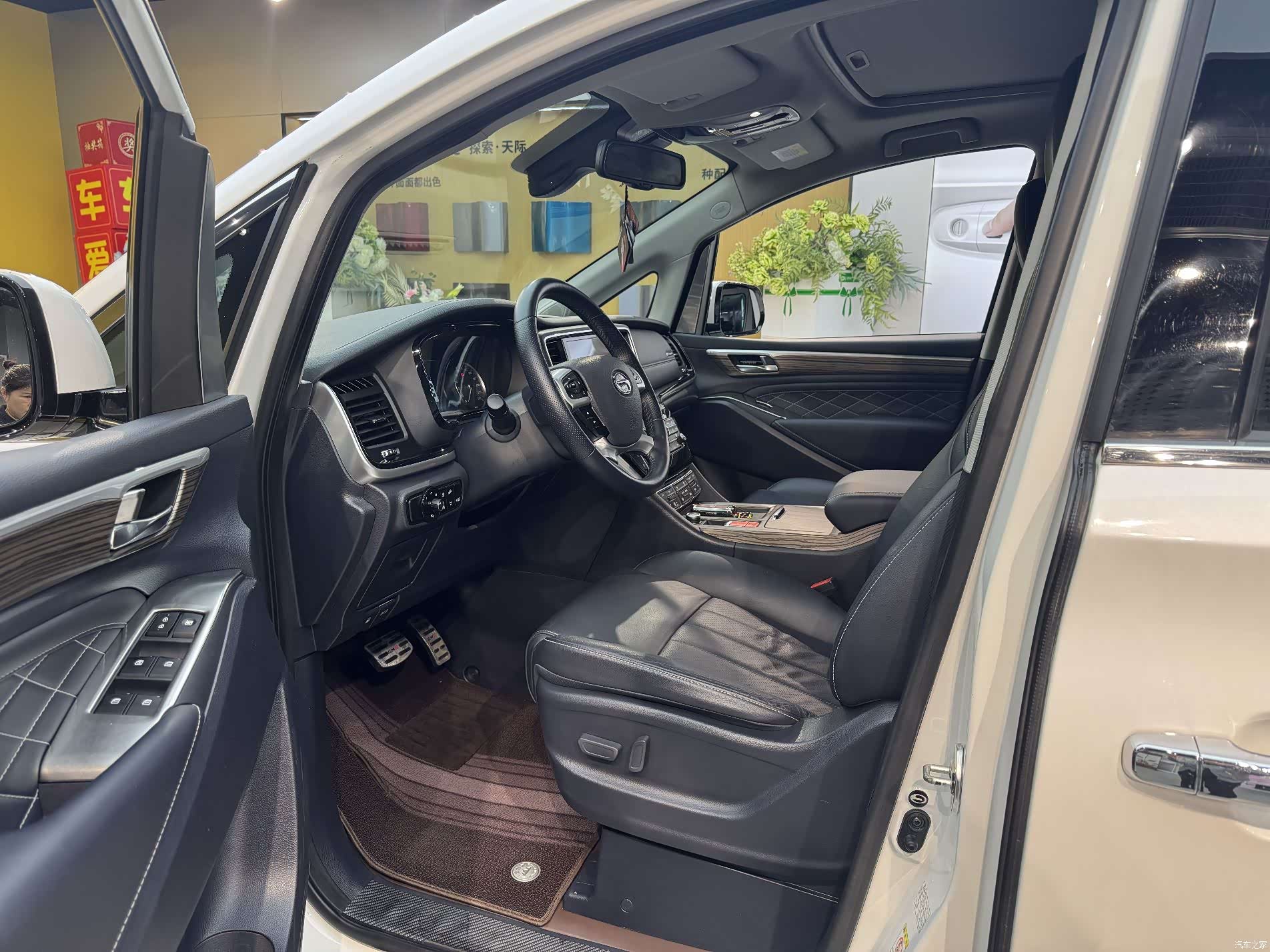 Trumpchi M8, 2020 4