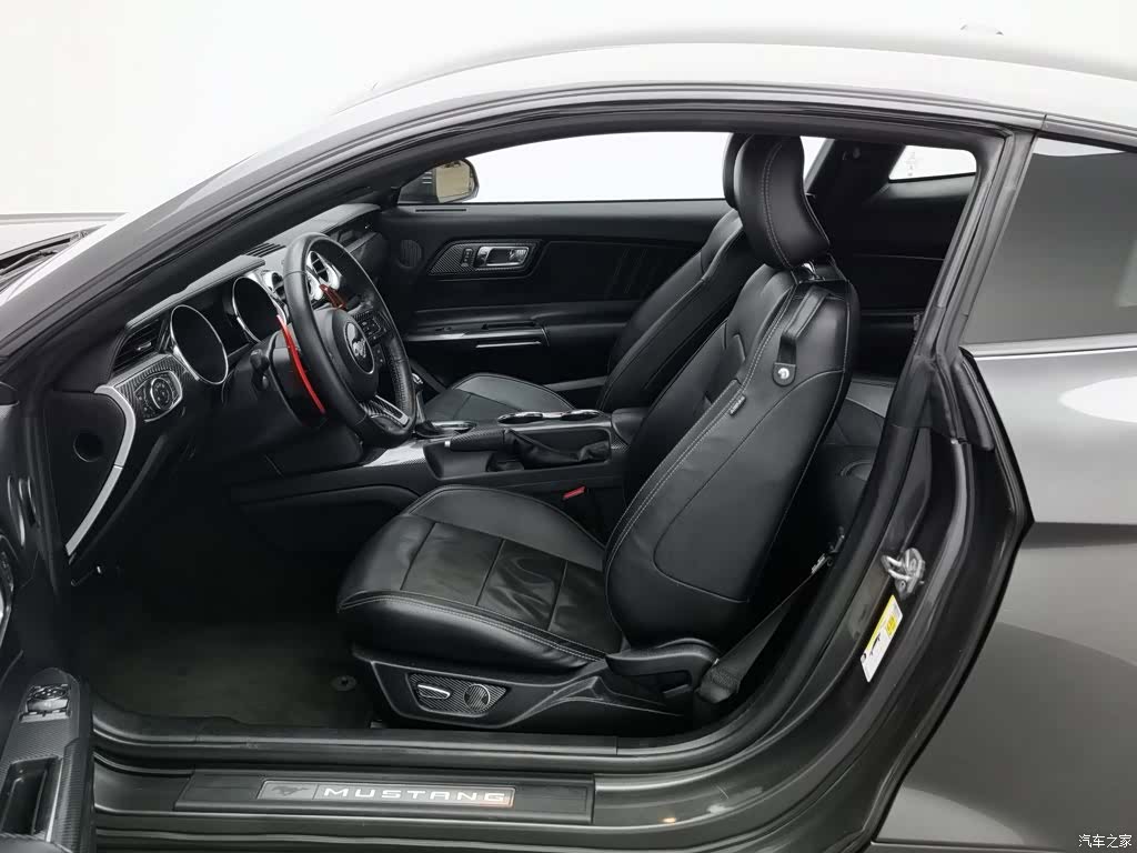Ford Mustang, 2017 10