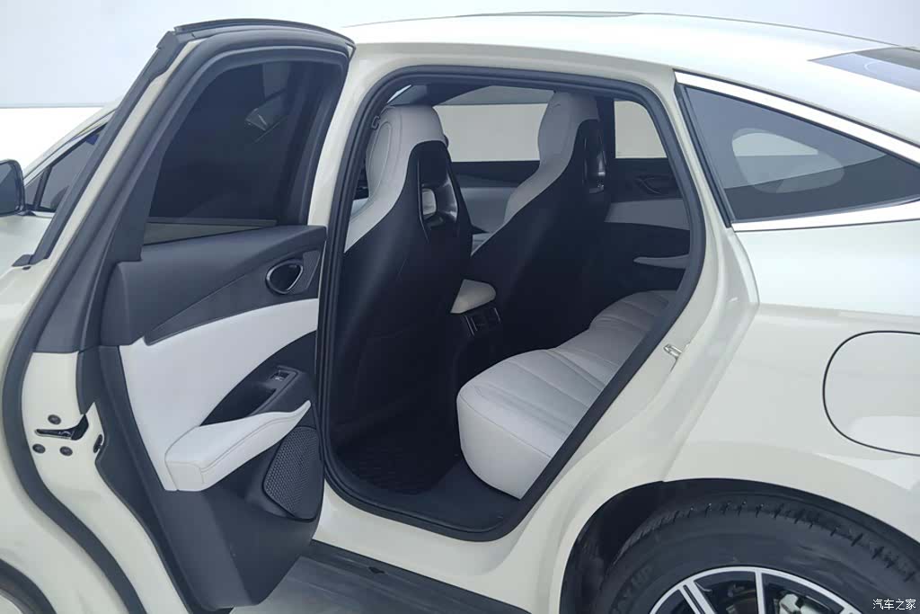BYD Seal, 2024 11
