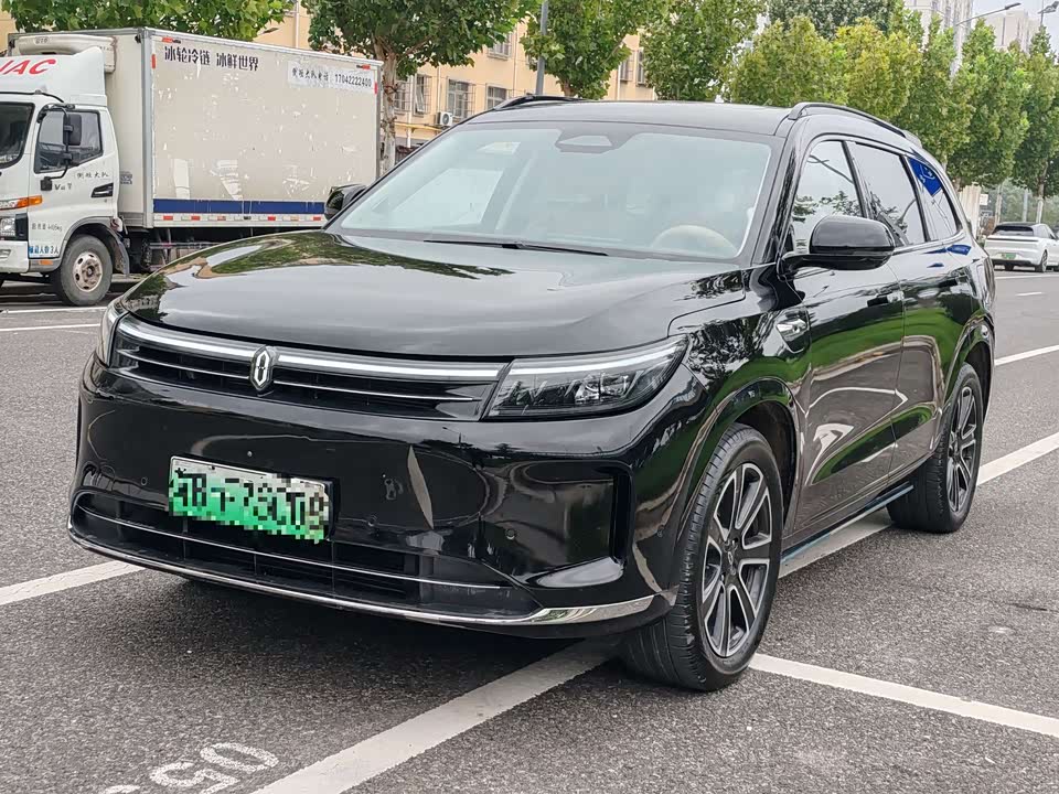 AITO Ask the world M7