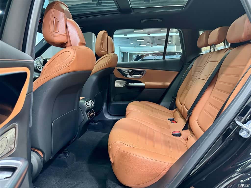 Mercedes-Benz GLC, 2024 19