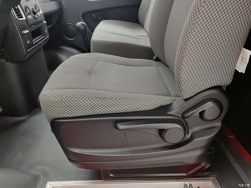 Iveco V35, 2023 20