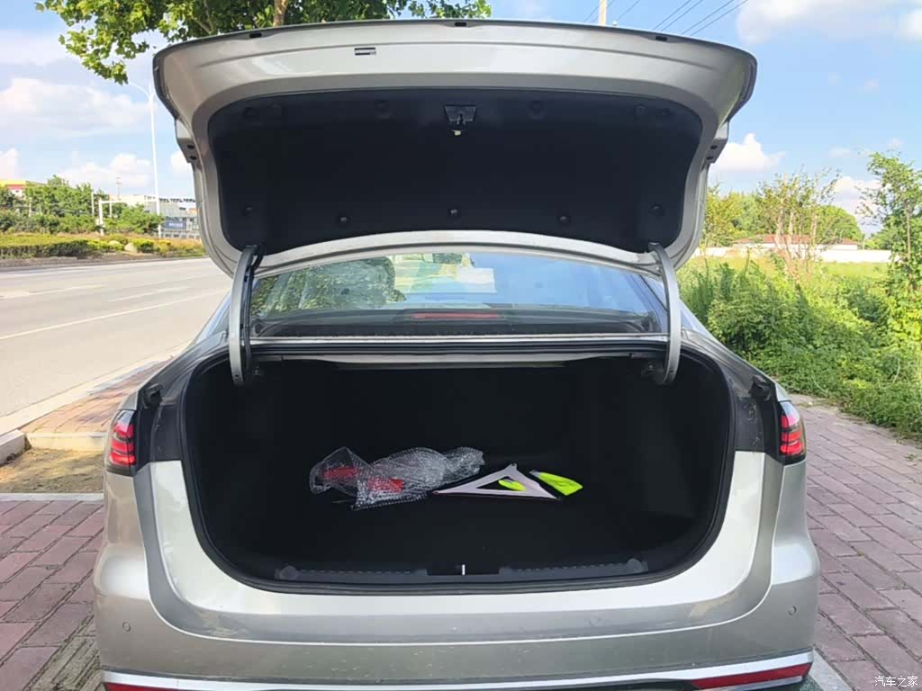 Geely 6, 2026 19