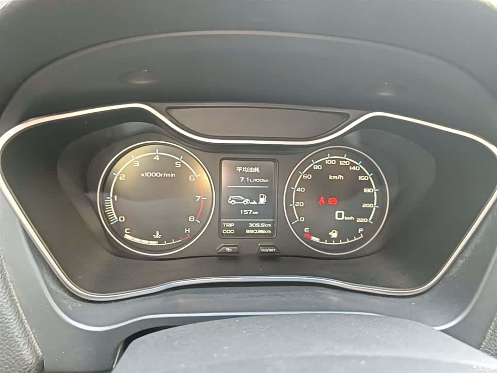 Geely X6, 2017 12