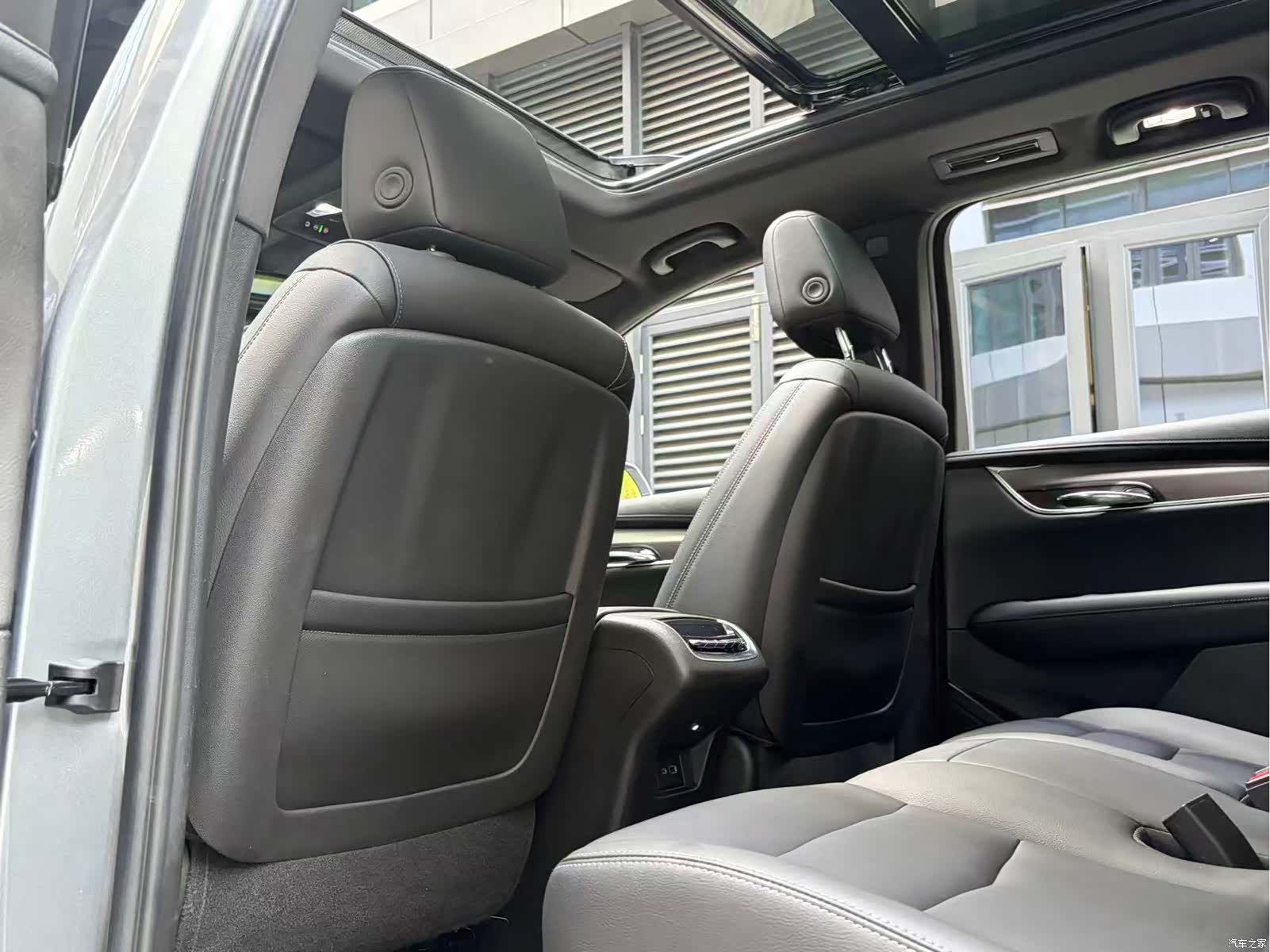 Cadillac XT6, 2020 все фото