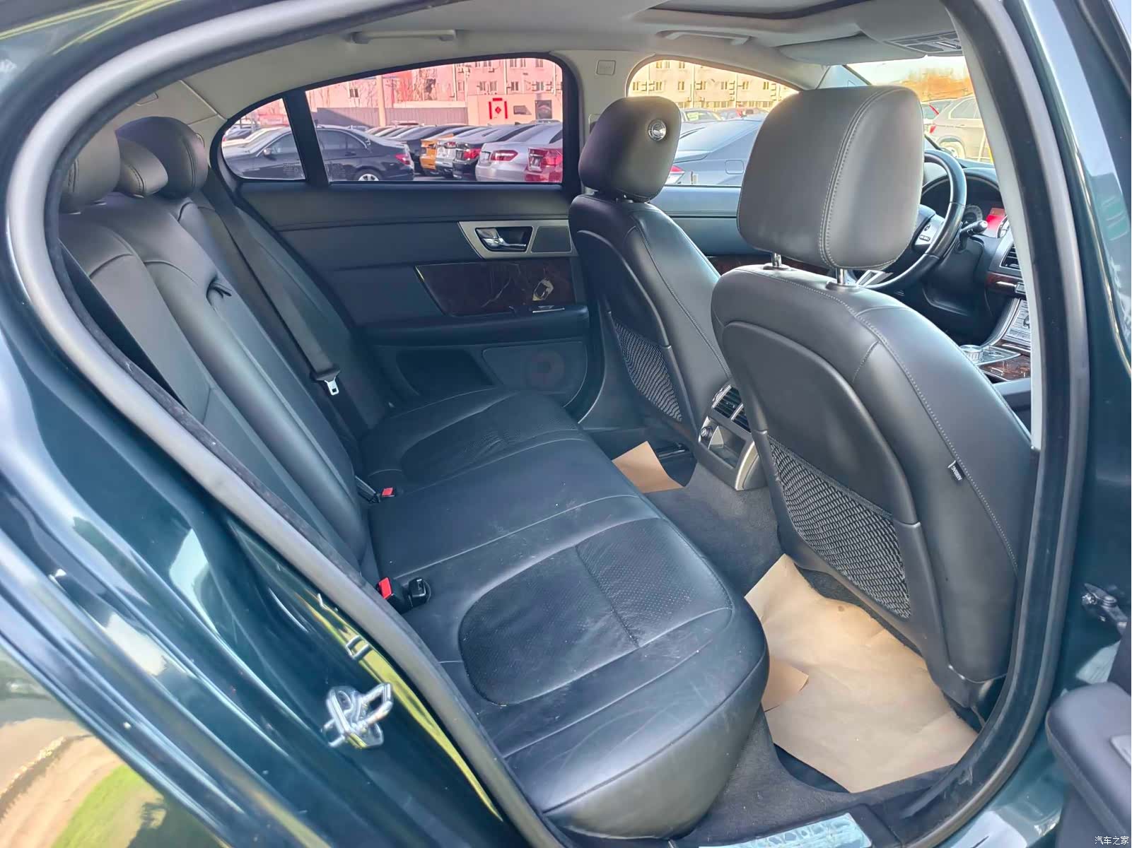 Jaguar XF, 2010 14