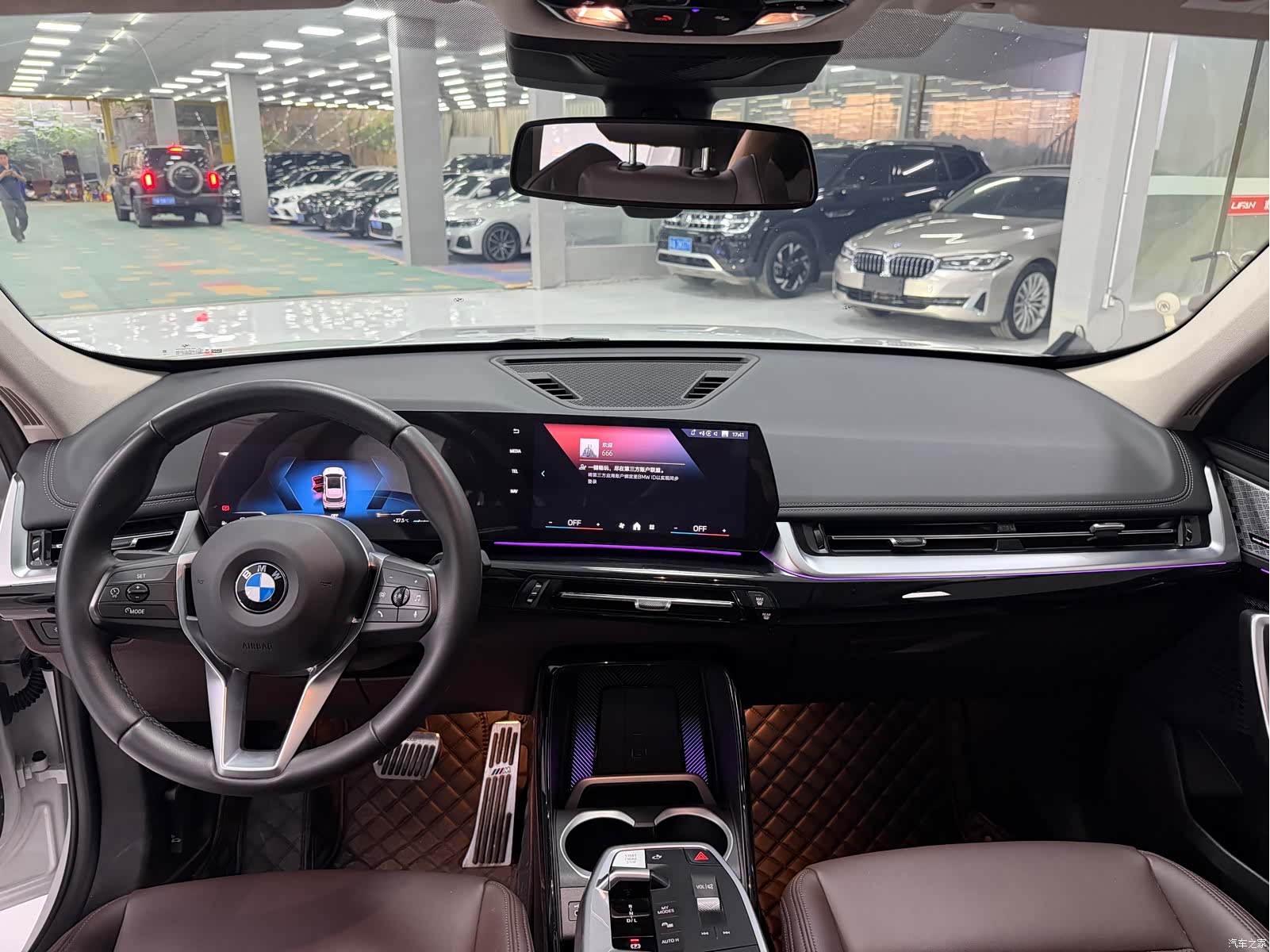 BMW X1, 2024 все фото