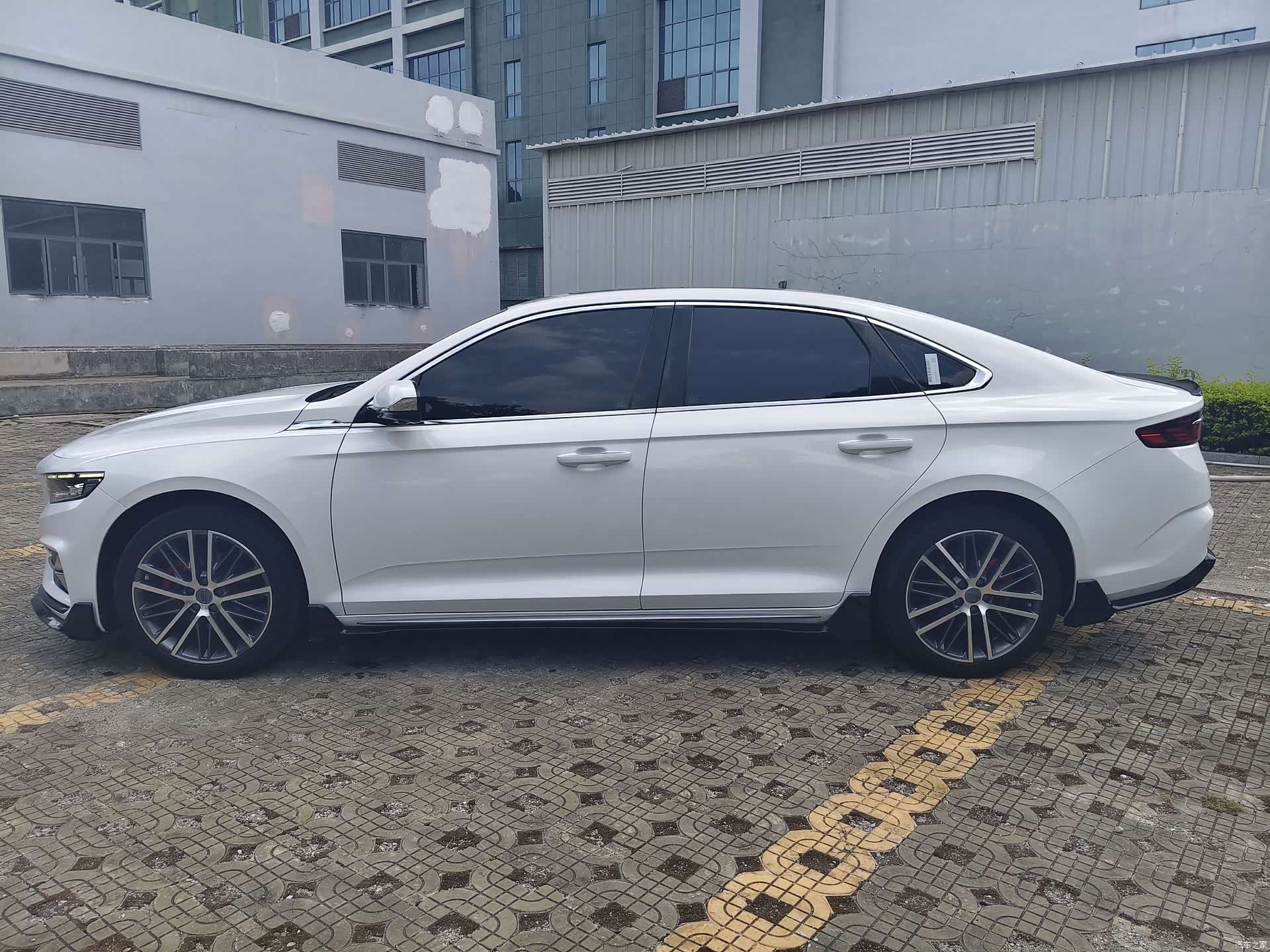 Geely Preface, 2023 4