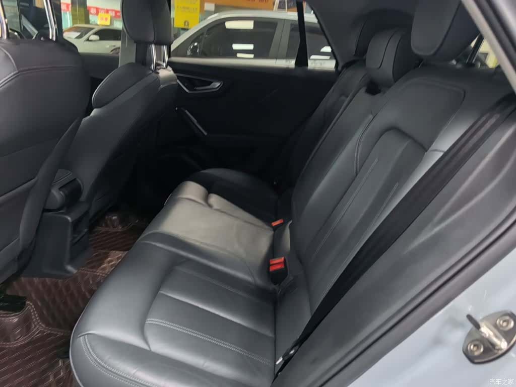Audi Q2L, 2022 17