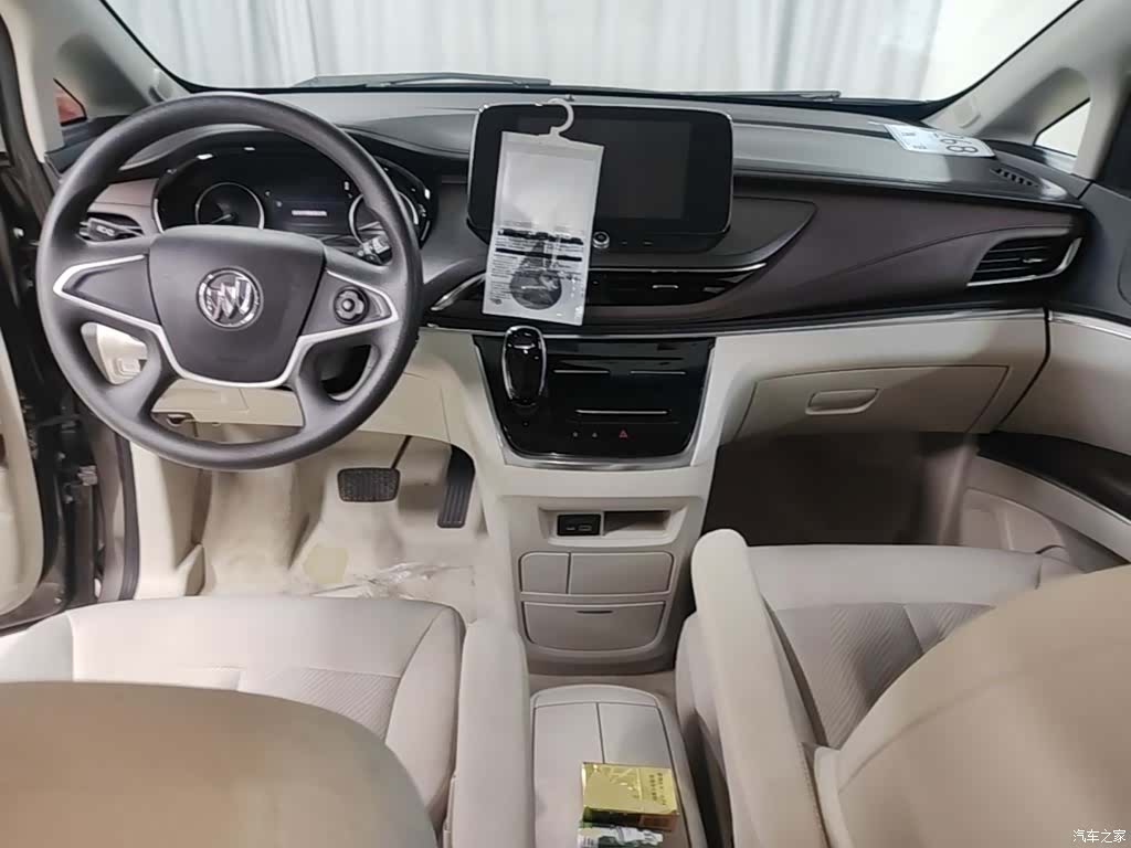 Buick GL8, 2023 10