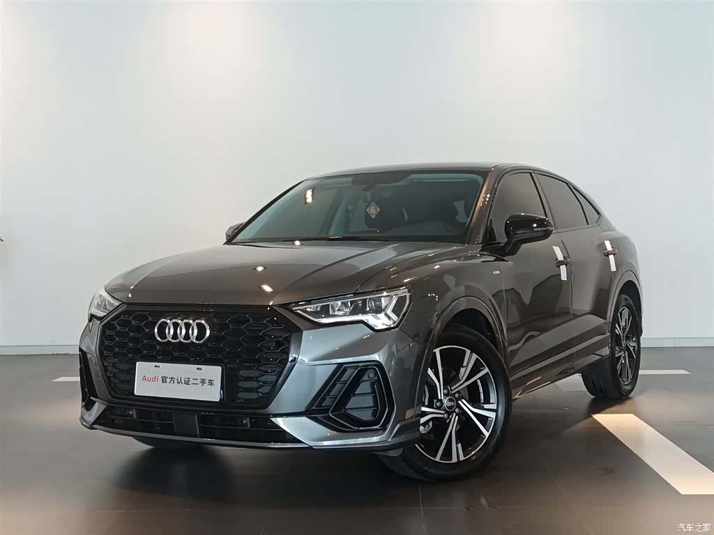 Audi Q3, 2022 1