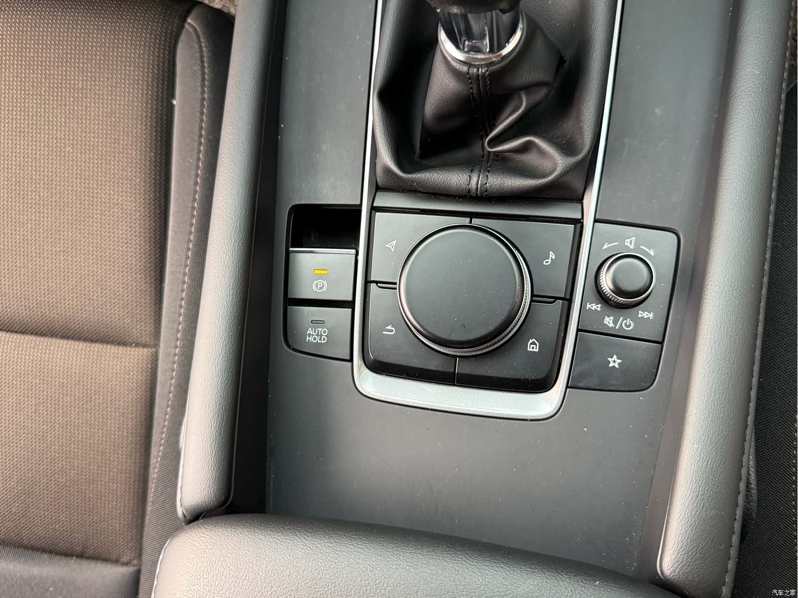 Mazda Mazda3, 2021 17